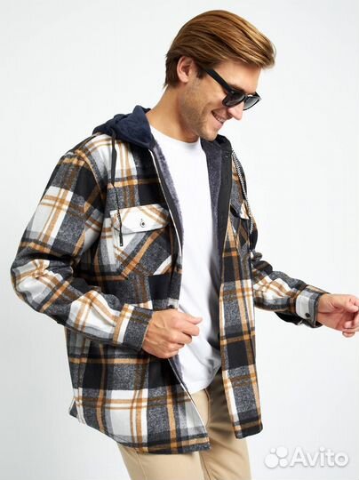 Сборная съемка мужской одежды для маркетплейсов