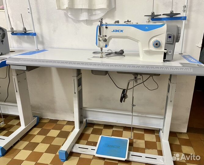 Промышленная швейная машина прямострочная