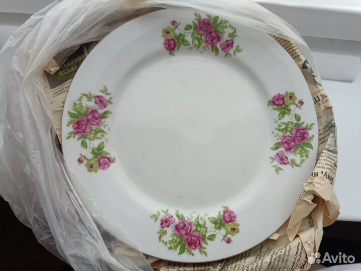 Тарелки новые