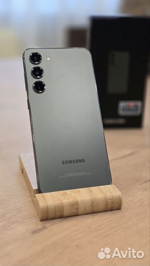 Samsung Galaxy S23+, 8/512 ГБ