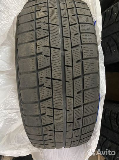 Yokohama Ice Guard IG60 215/55 R17