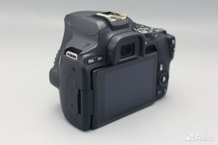 Canon EOS 250D body (Like new)