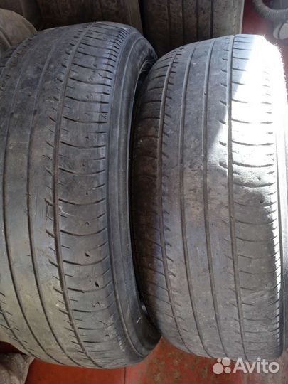 Yokohama dB Decibel E70 215/55 R17