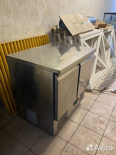 Холодильный стол cooleq SS45BT