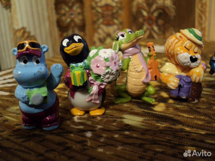 Фигурки Киндер Сюрприз