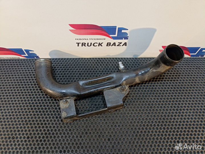 Патрубок системы охлаждения Scania 5-series