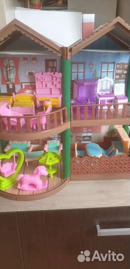 Кукла в доме