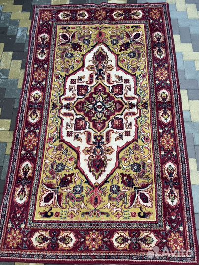 Ковер шерстяной