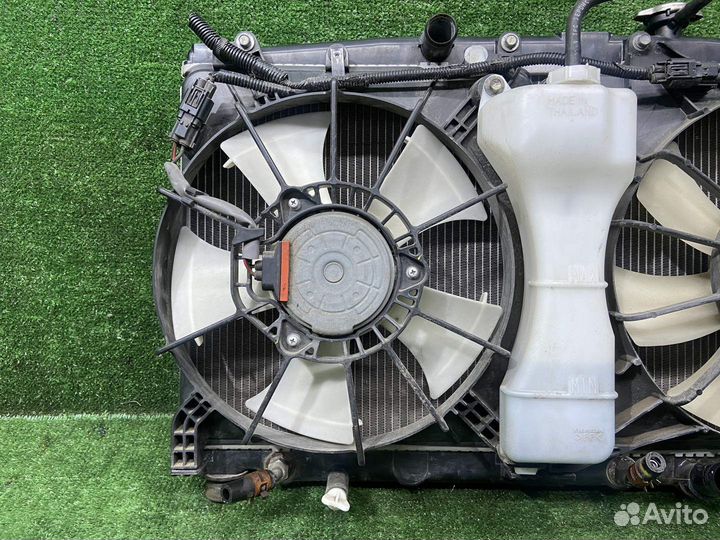 Радиатор основной honda insight ZE2 LDA 2009