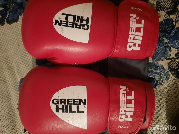 Боксерские перчатки 10 oz green hill