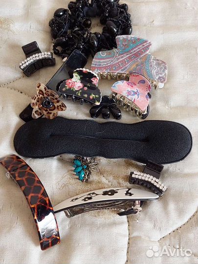 Заколка для волос