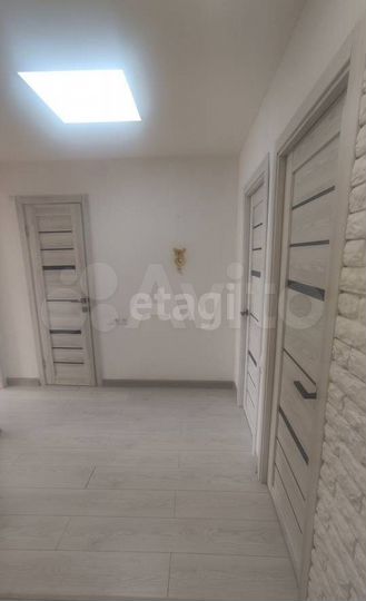 3-к. квартира, 58 м², 5/5 эт.