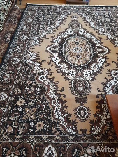 Ковер 230 на 330