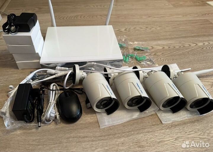 Система видеонаблюдения 4 камеры Irisolink Tuya