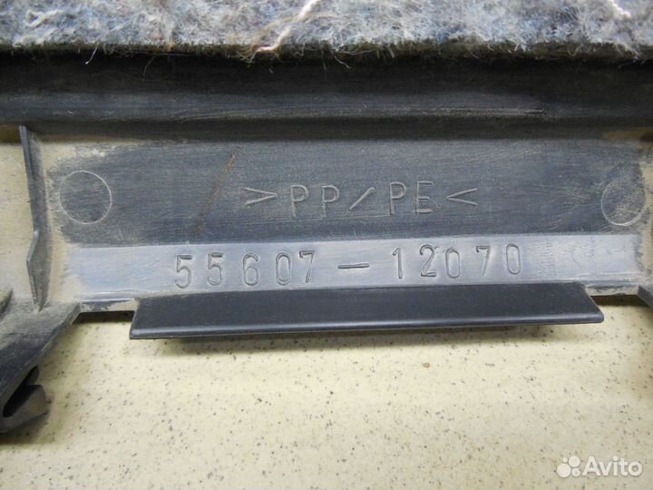 Накладка (кузов внутри) Corolla E15 2006-2013