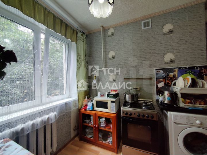 Комната 10,6 м² в 3-к., 1/9 эт.