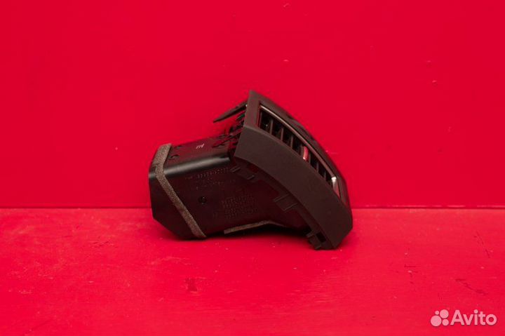 Дефлектор левый Toyota Land Cruiser 200 1VD 2015