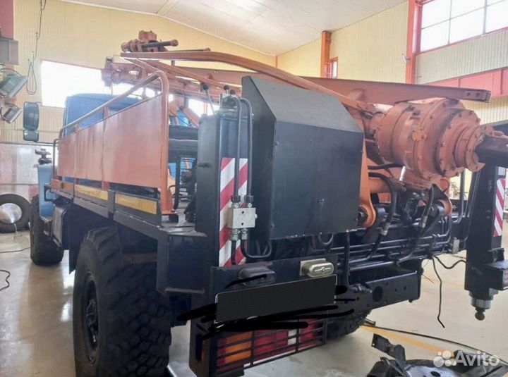 Бурильно-крановая машина УРАЛ БКМ-515, 2014