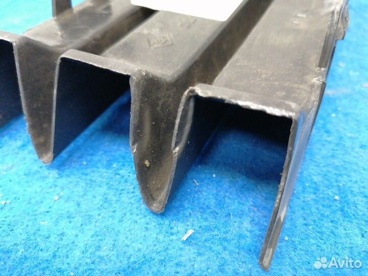 Заглушка птф правая 8200115120 Renault Megane