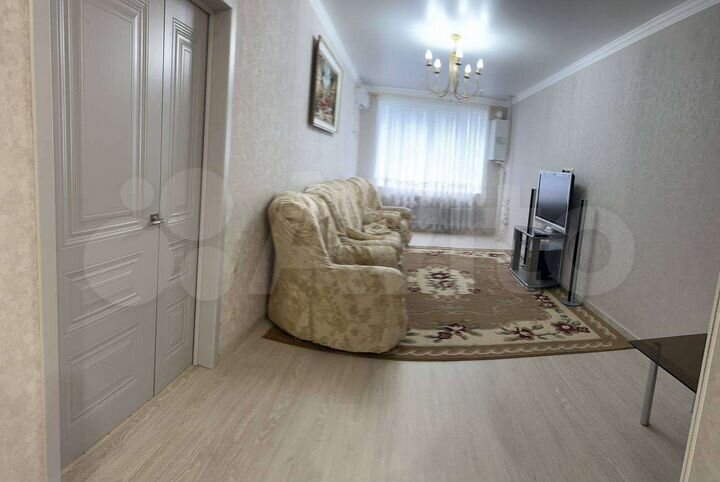 2-к. квартира, 60 м², 9/10 эт.