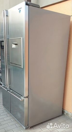 Холодильник Samsung RM-25kgrs1/BWT