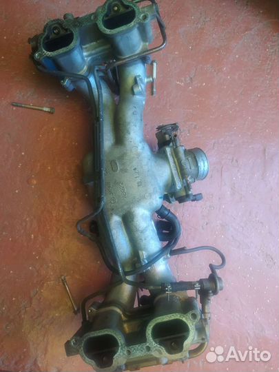 Впускной коллектор