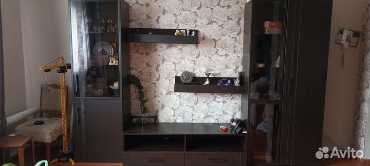 Стенка в гостиную со шкафом под тв бу