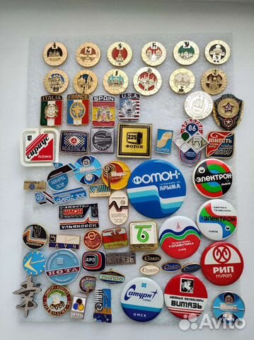 Значки радиоприемники, телевизоры, часы, заводы. Т