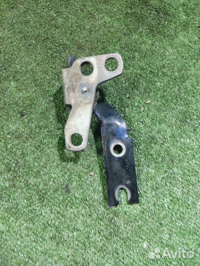 Петля капота левая Citroen C5