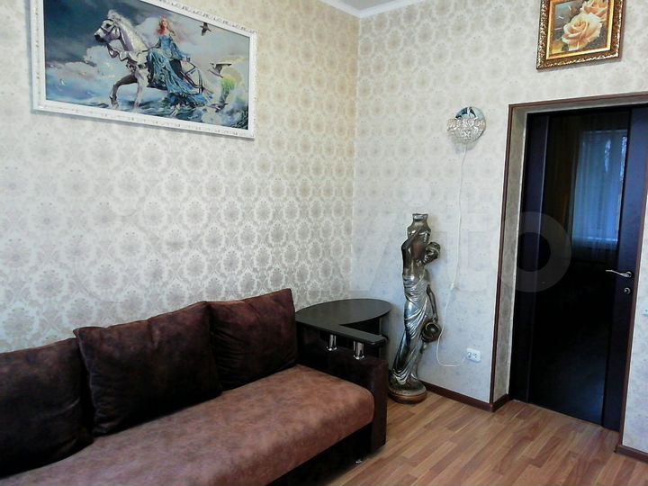 2-к. квартира, 55 м², 1/1 эт.