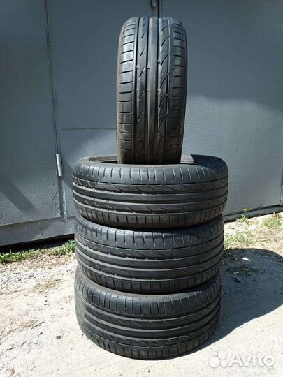 Bridgestone Potenza S001 225/45 R18 и 245/40 R18