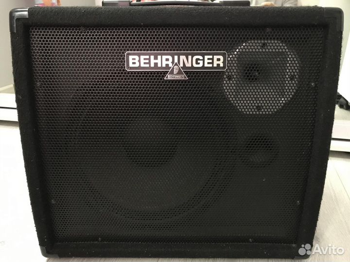 Behringer k900fx комбоусилитель