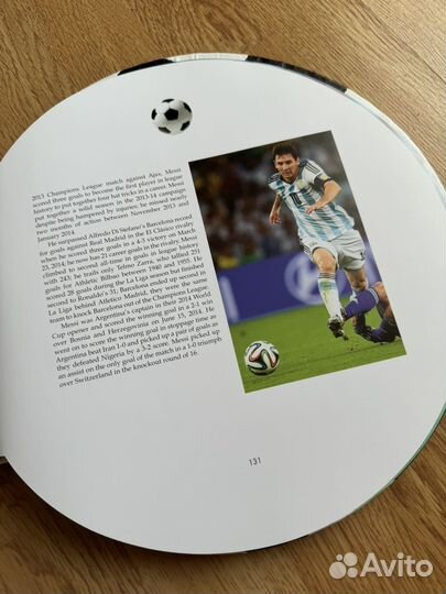 Продаётся книга «Soccer»