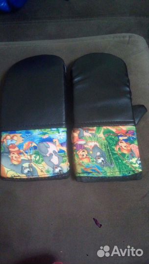 Продам тренировочные боксерские перчатки