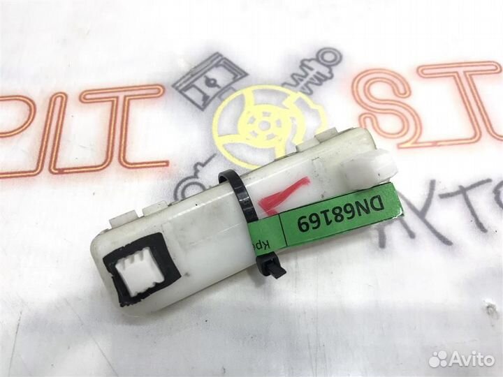 Крепление заднего бампера Nissan Qashqai (J10) 20