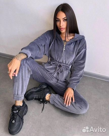 Комбинезон женский