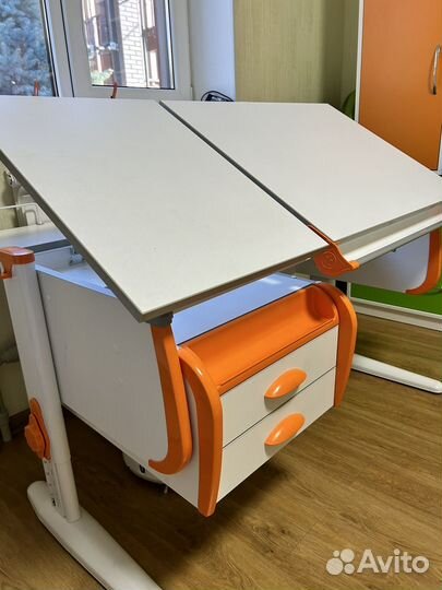 Растущий стол и стул для школьника