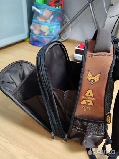 Школьный рюкзак