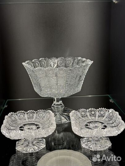 Ваза хрустальная