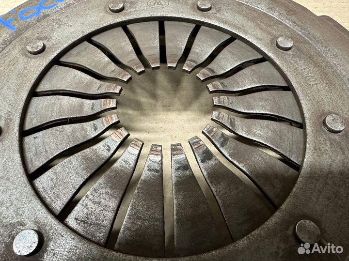 Корзина сцепления Ford Focus 2 1.4