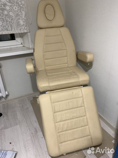 Массажный стул складной с вырезом