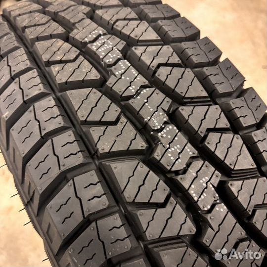 Goodride SL369 A/T 235/65 R17 104S