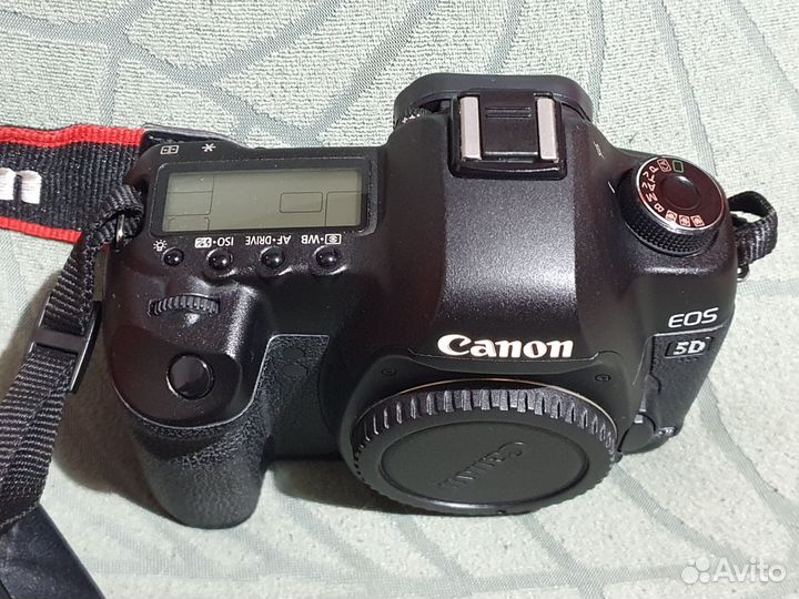 Зеркальный фотоаппарат canon eos 5D mark II body