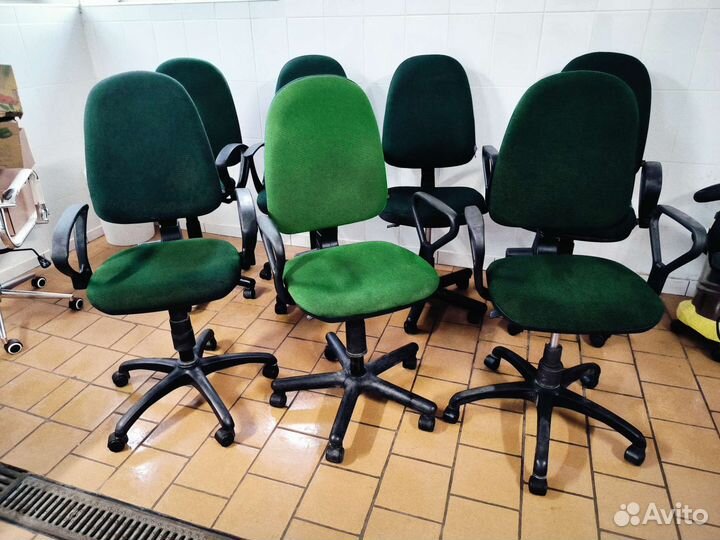 Компьютерный стул