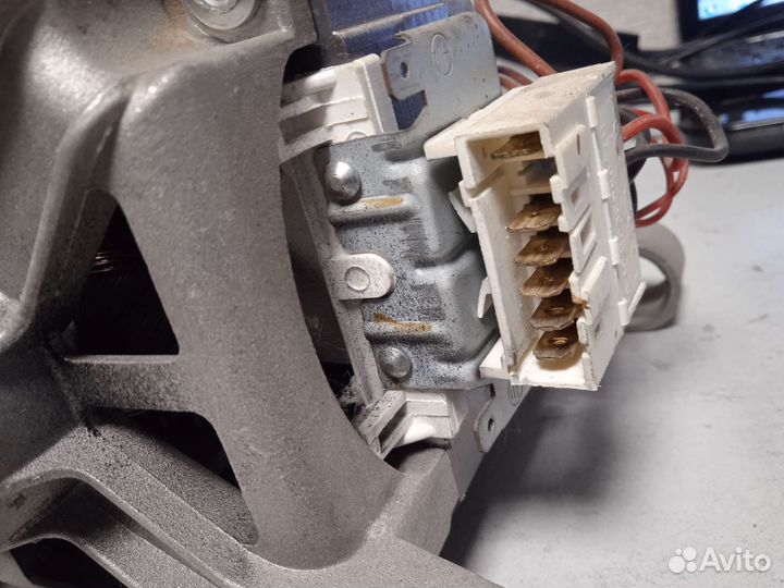 Двигататель стиральной машины Атлант