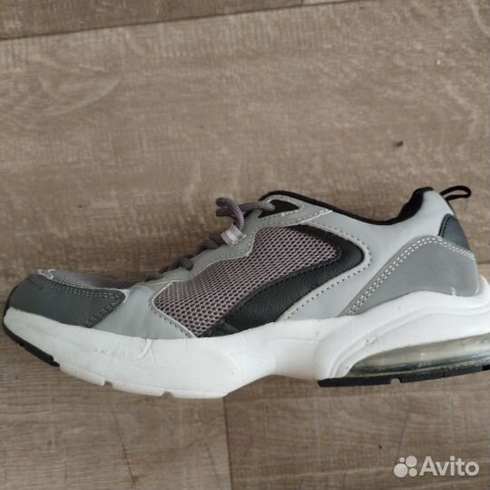 Кроссовки мужские