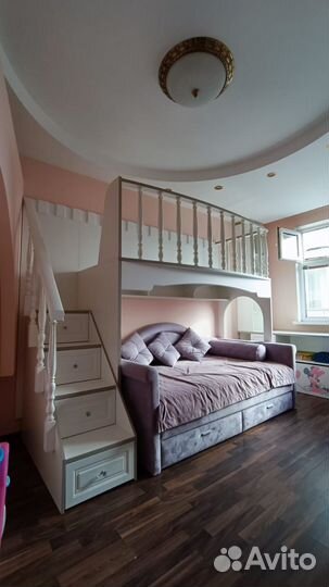 Кровать-чердак двухъярусная Сказочный замок