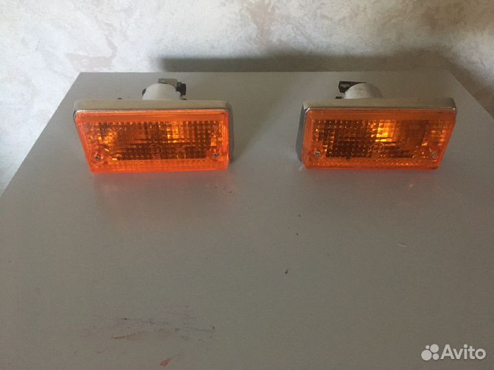 Передние Поворотники (Л+П) на ваз 21011-21013