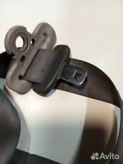 Ремень безопасности задний правый Nissan Almera