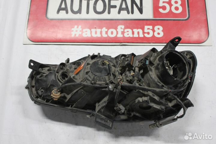 Фара передняя правая Mitsubishi Lancer 10